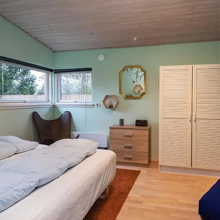 10 Person In V Ggerl Se Feriehus Bøtø By