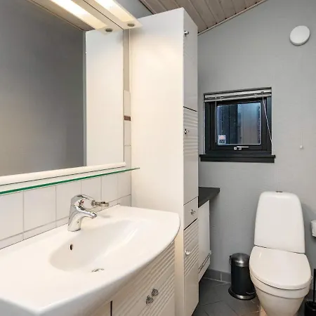 10 Person In V Ggerl Se Boto By
